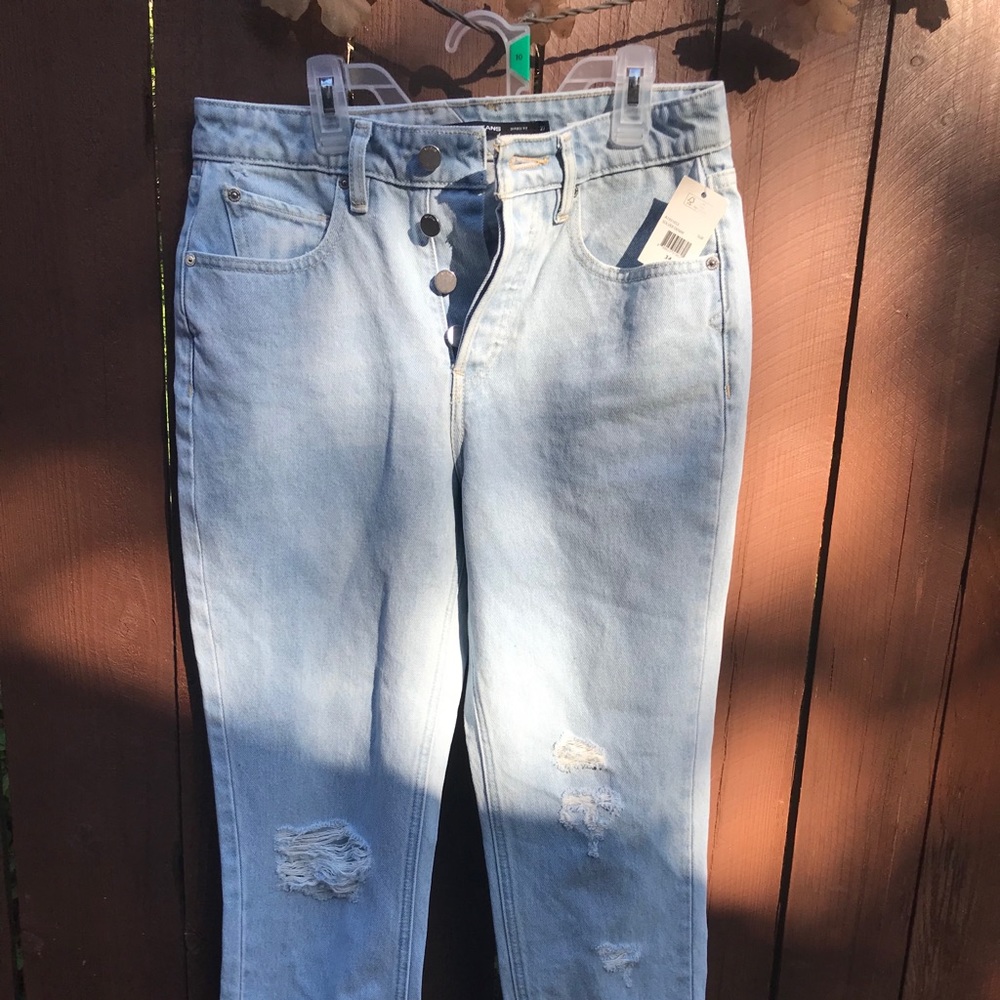 New Women’s Volcom Jeans